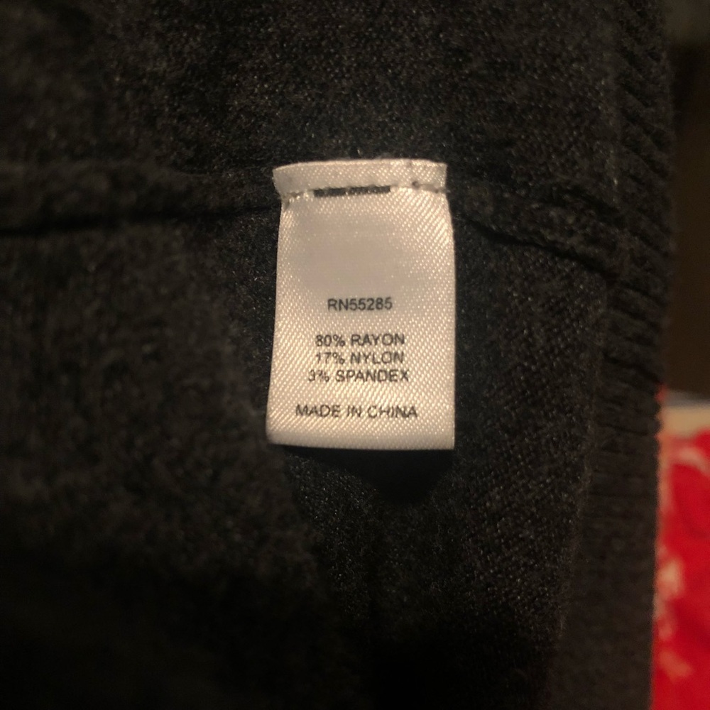 Express gray cropped sweater - Picture 6 of 6